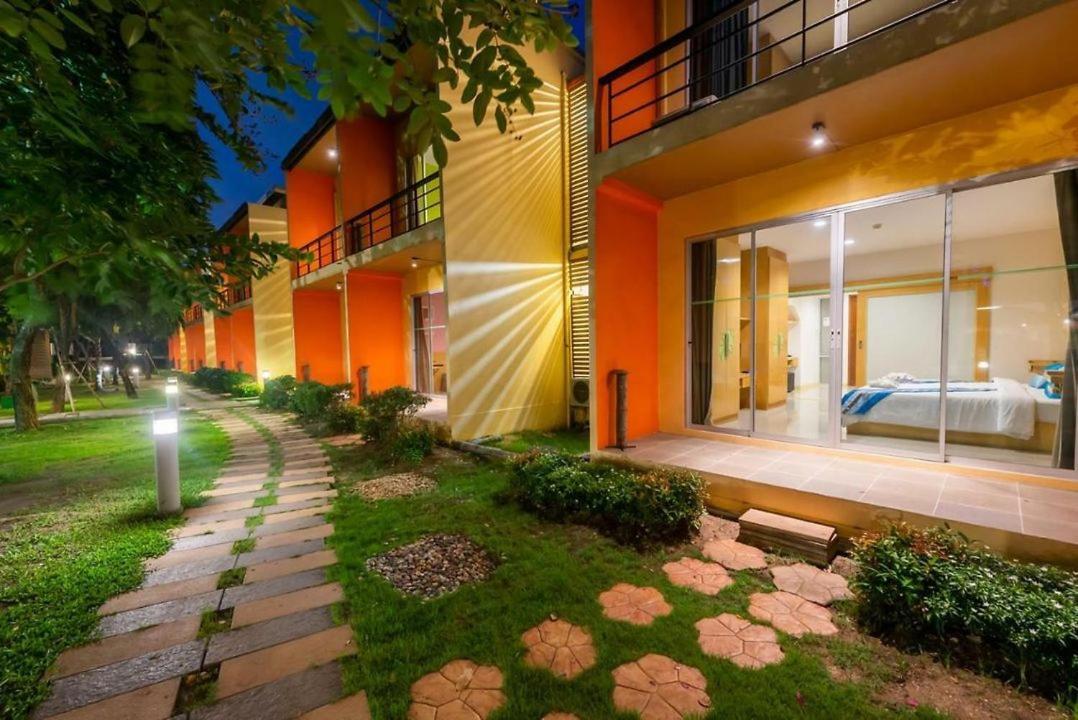 Bangkok.Grand.Resort Bang Bo Eksteriør billede
