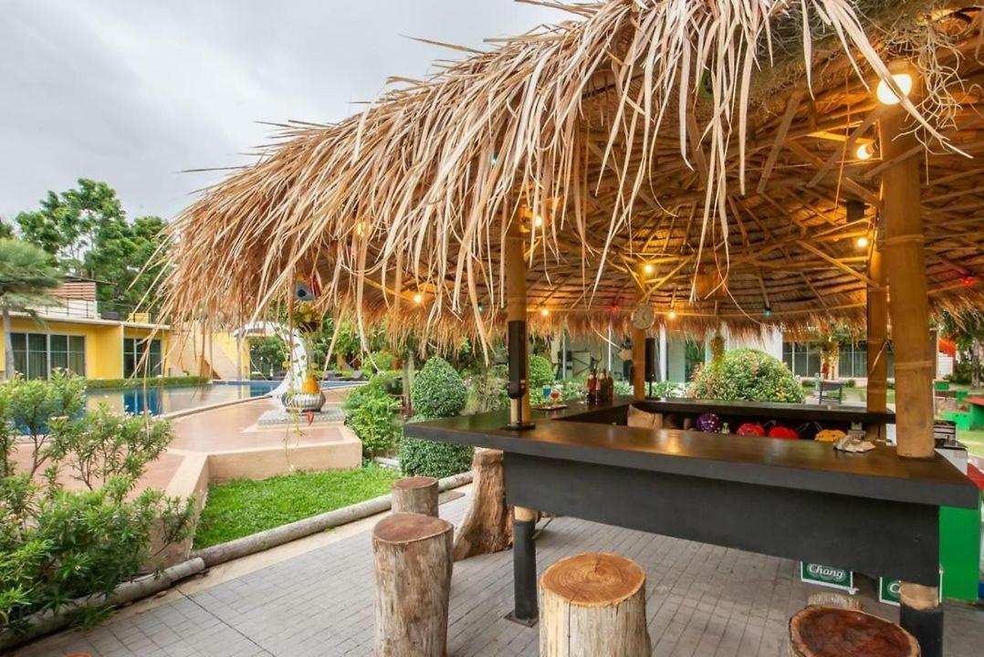 Bangkok.Grand.Resort Bang Bo Eksteriør billede